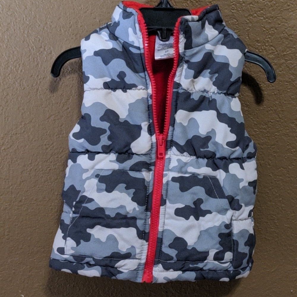 Camo Puffer Vest